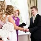 Marry Me Helley logo